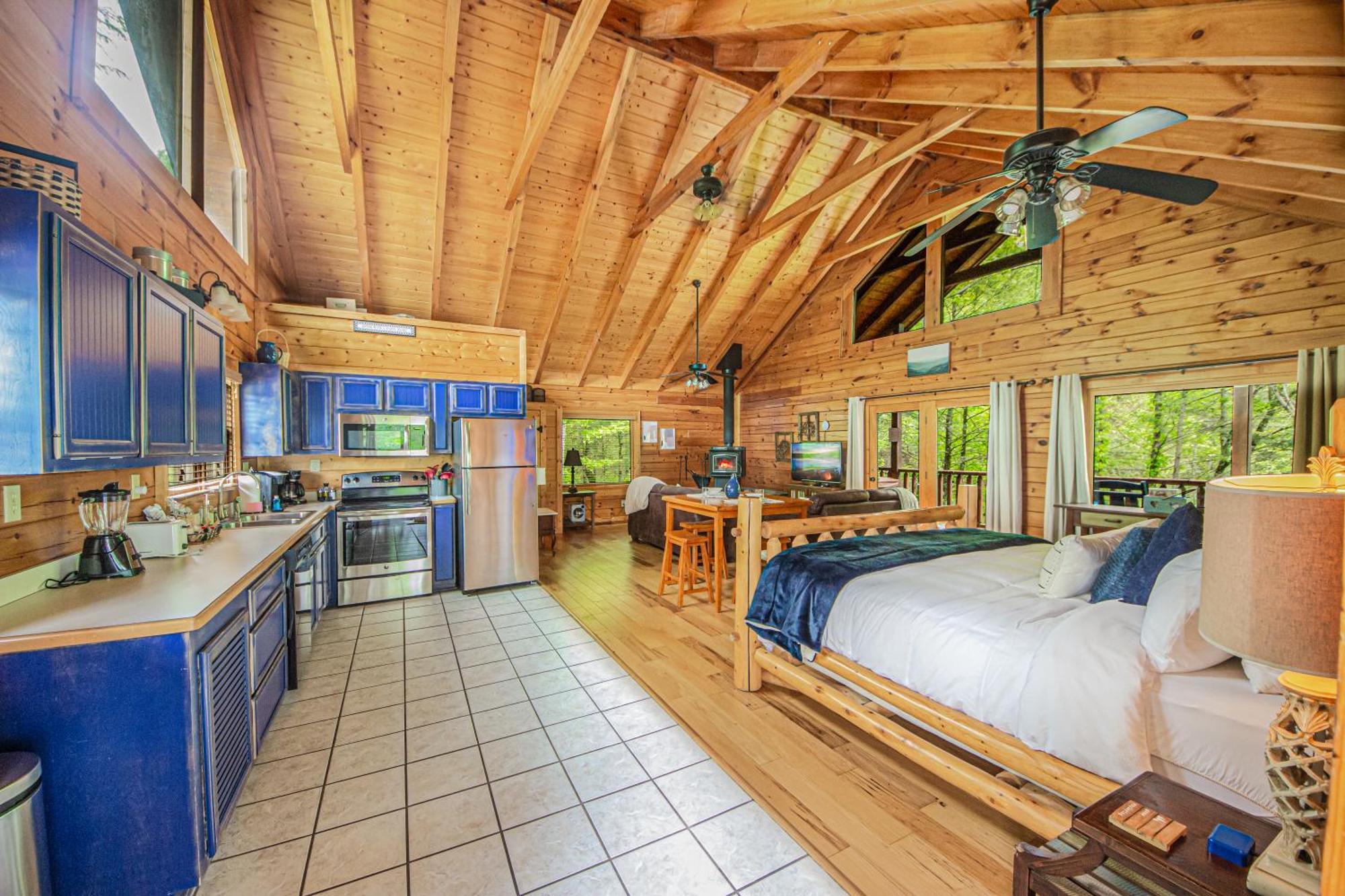 Love Me Tender Studio Cabin Sevierville Habitación foto