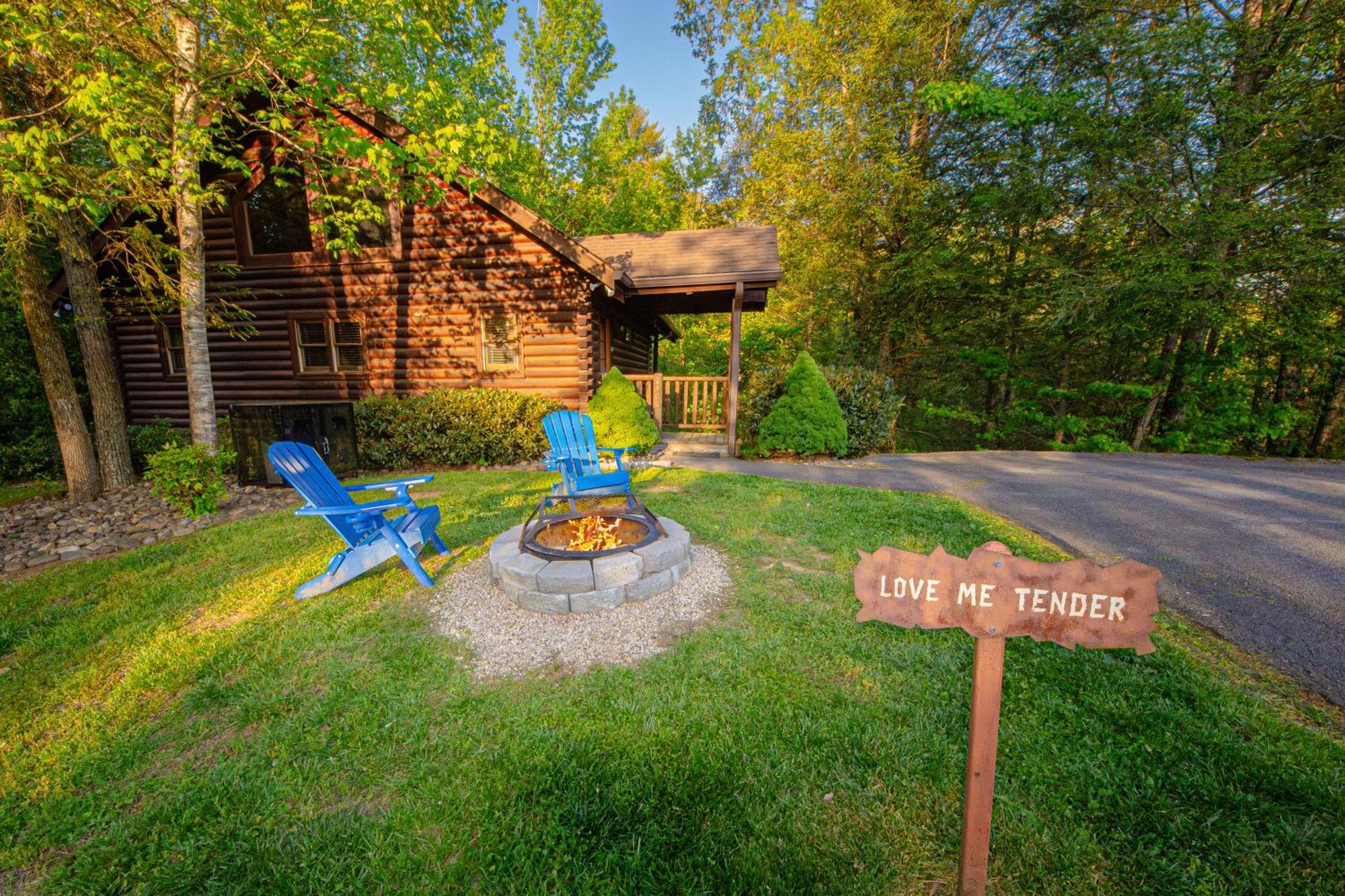 Love Me Tender Studio Cabin Sevierville Habitación foto