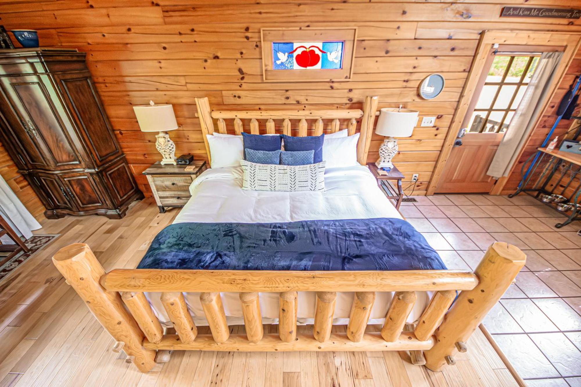 Love Me Tender Studio Cabin Sevierville Habitación foto