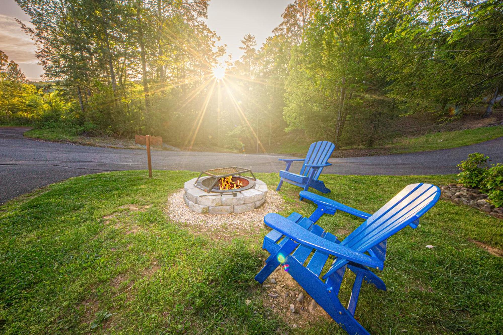 Love Me Tender Studio Cabin Sevierville Habitación foto